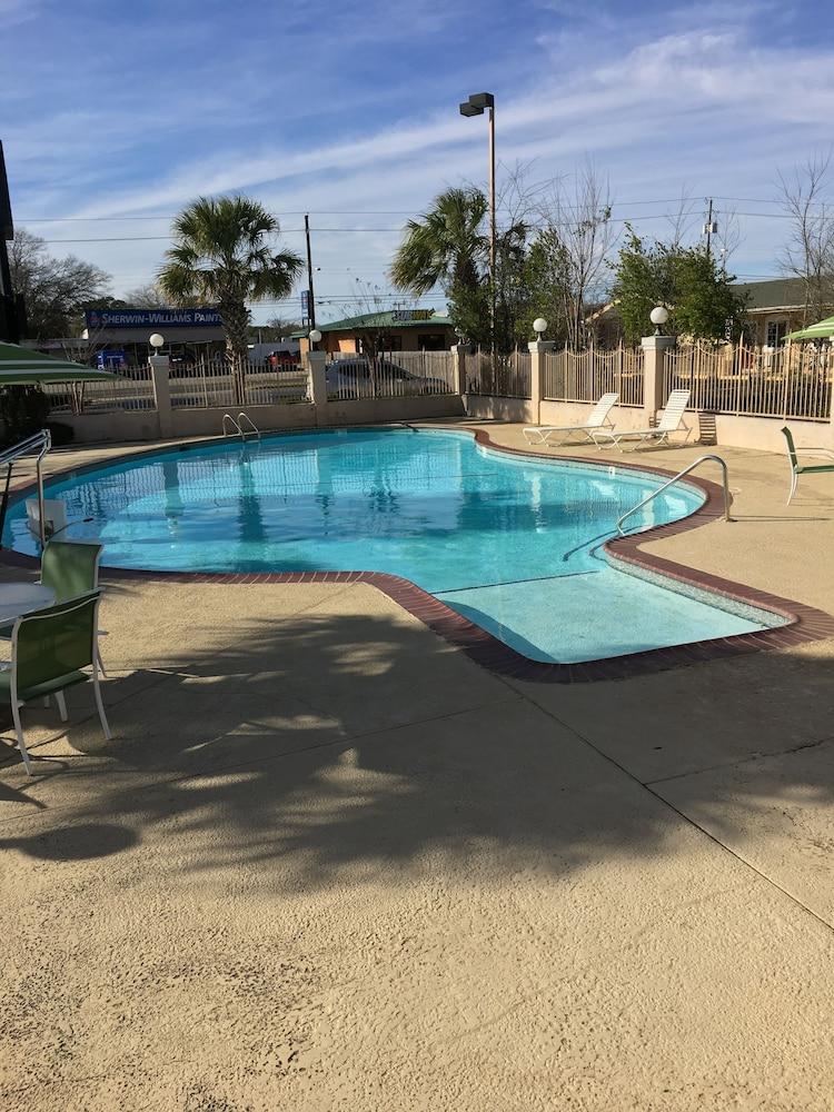 Days Inn By Wyndham Nacogdoches/Sfa University/Downtown Luaran gambar
